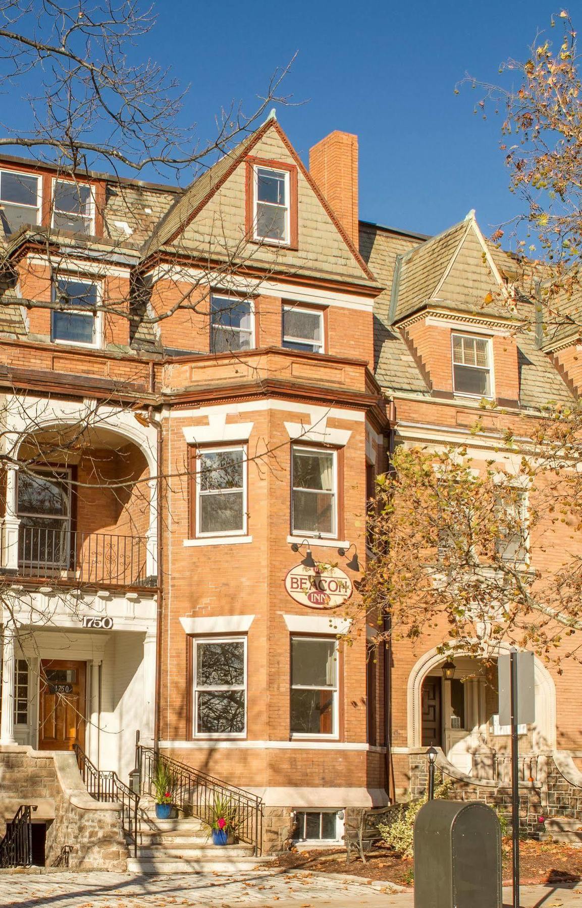 Beacon Inn 1750 Brookline Exterior photo